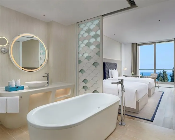 Кунакханә киеме өстәле